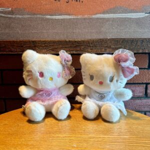 Cute Hello Kitty Plush Toy