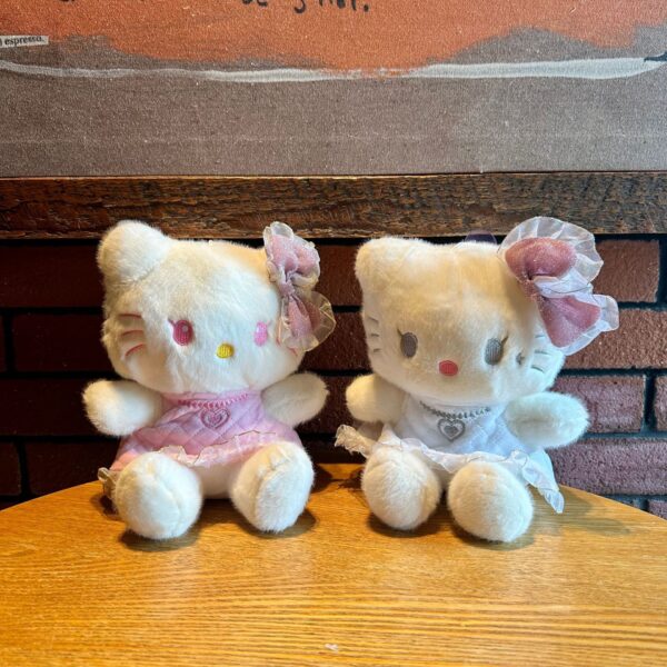 Cute Hello Kitty Plush Toy